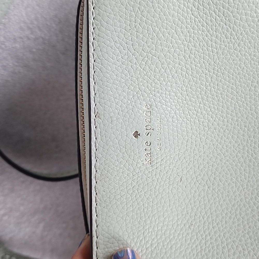 Kate Spade Crossbody Used - Picture 3 of 14